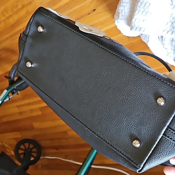 Nine west 🖤 floral applique purse - Picture 6 of 11